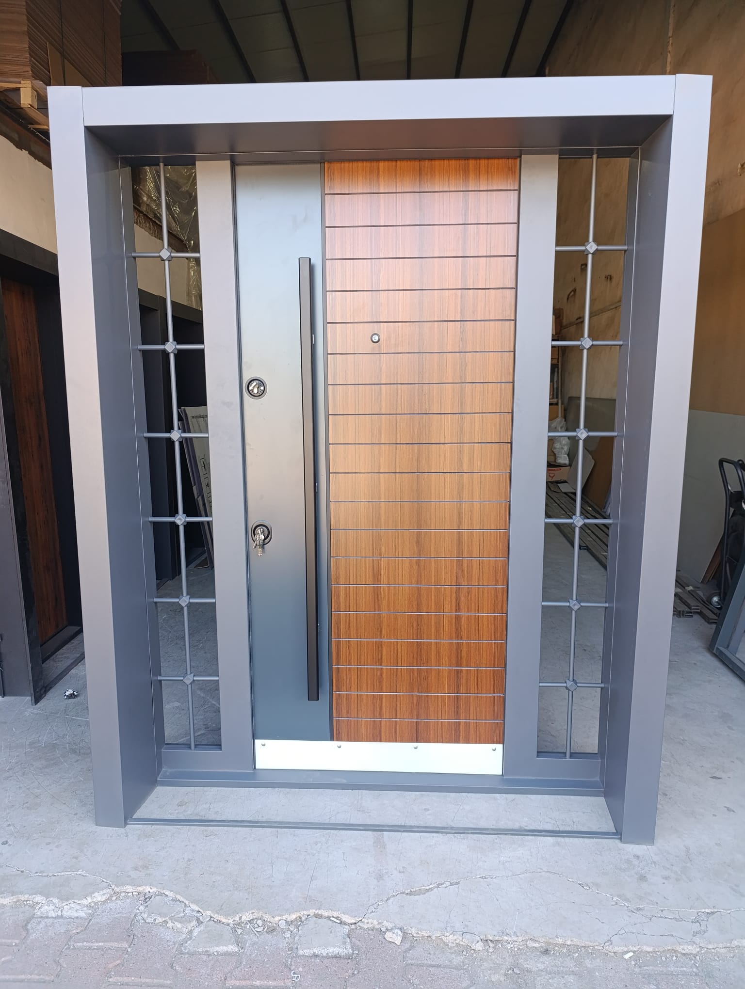 Çelik Kapı Model 14