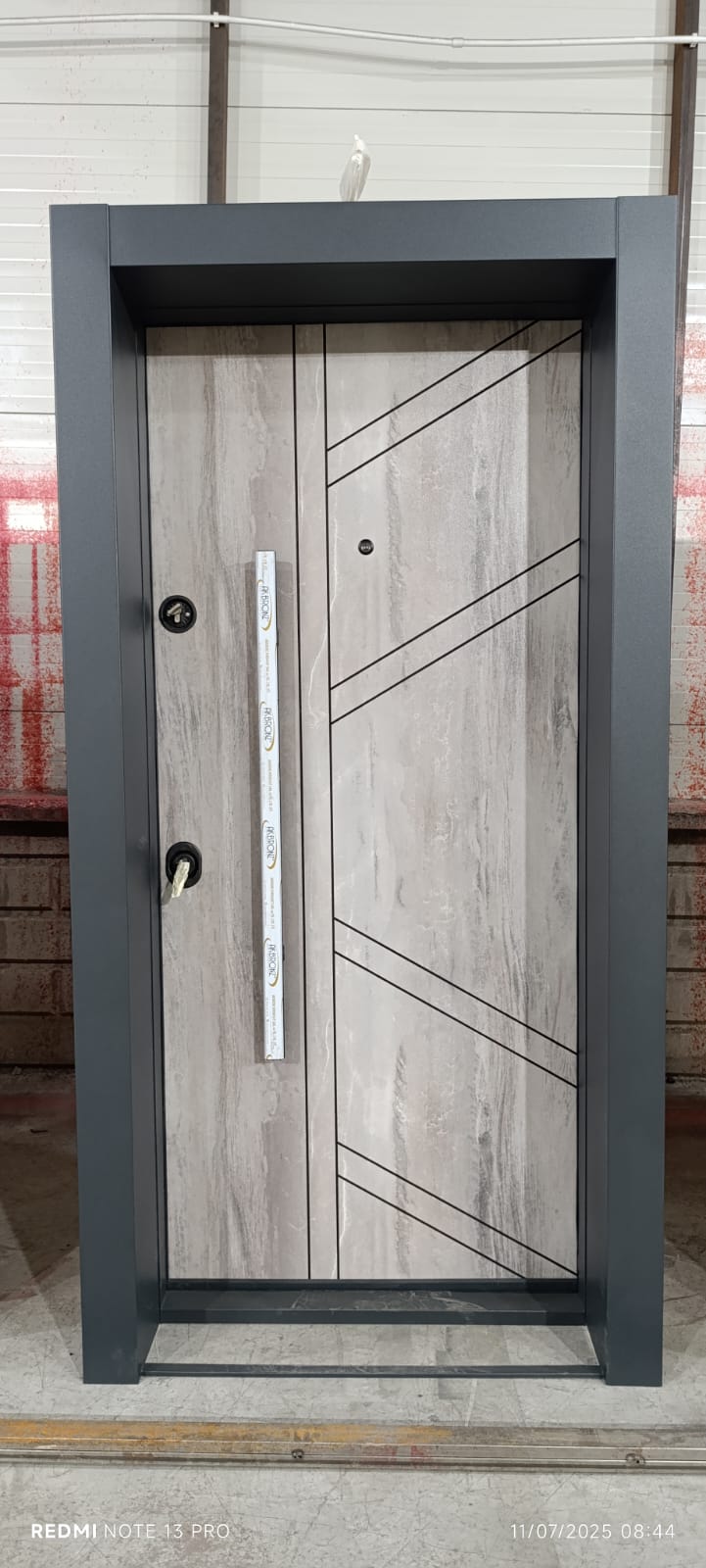 Çelik Kapı Model 18