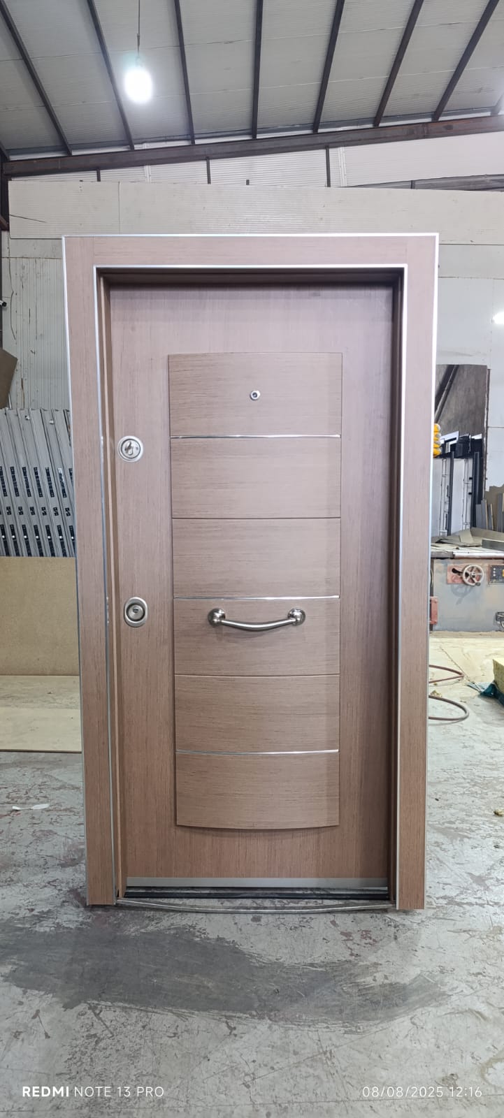 Çelik Kapı Model 3