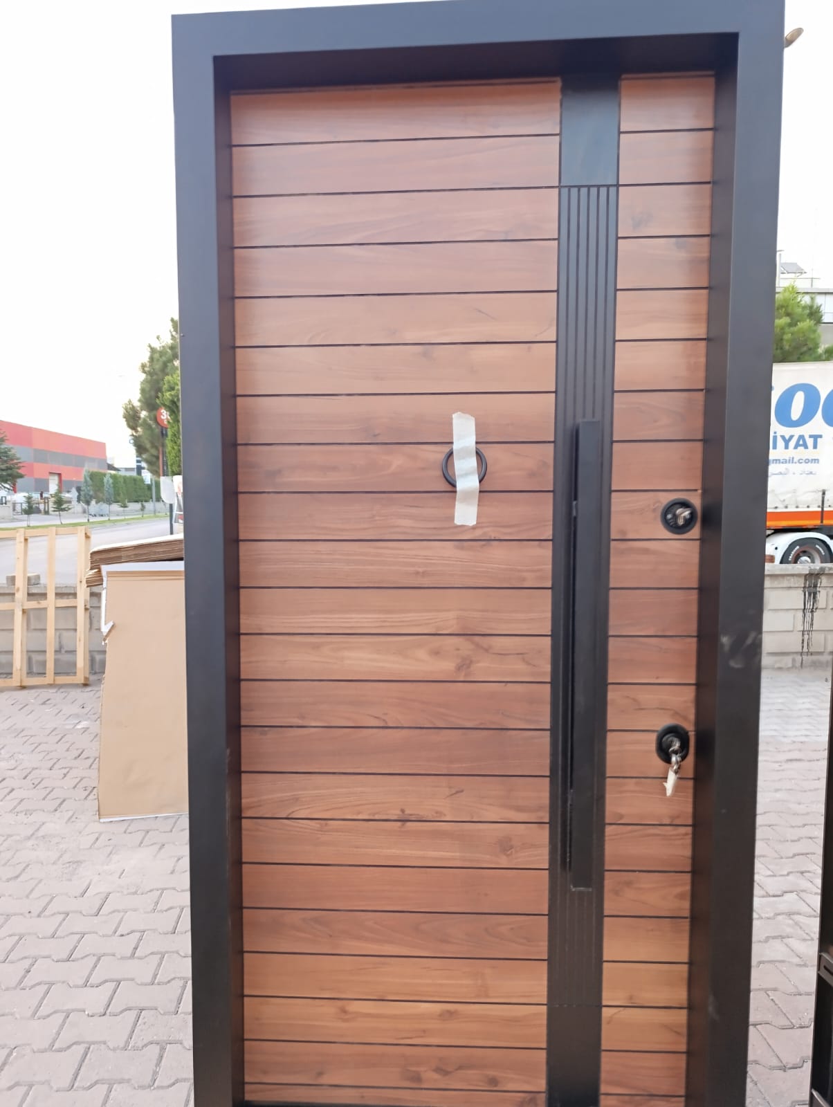 Çelik Kapı Model 8